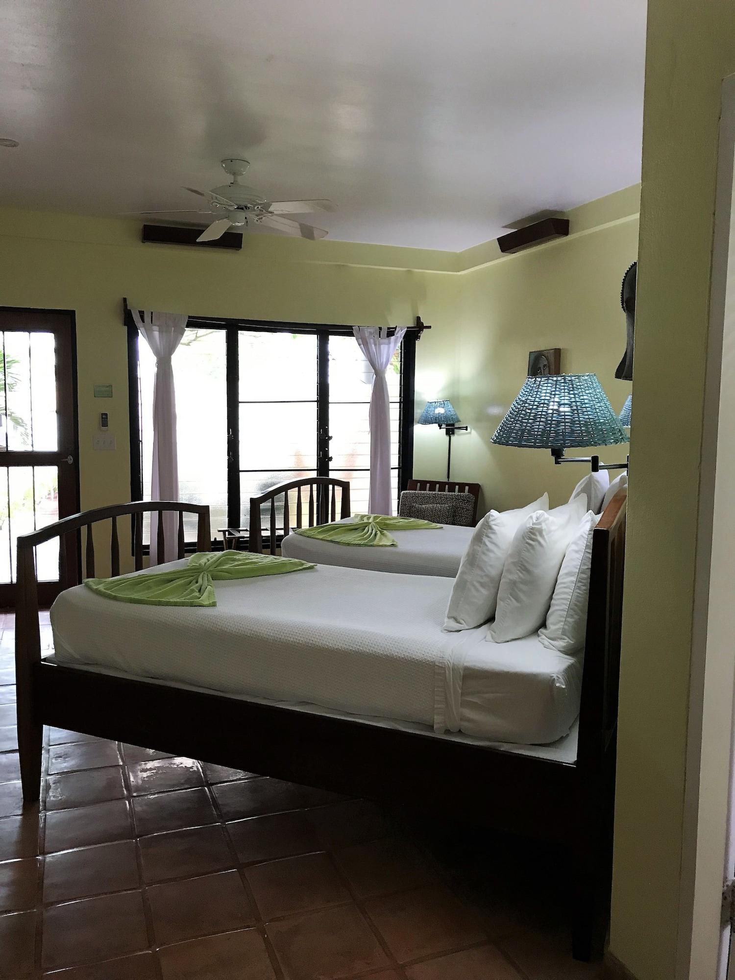 罗伯特丛林海滩度假酒店 Placencia 外观 照片