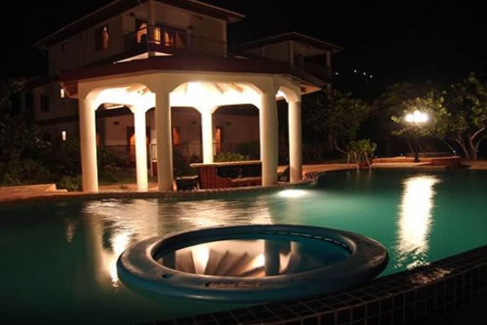 罗伯特丛林海滩度假酒店 Placencia 外观 照片