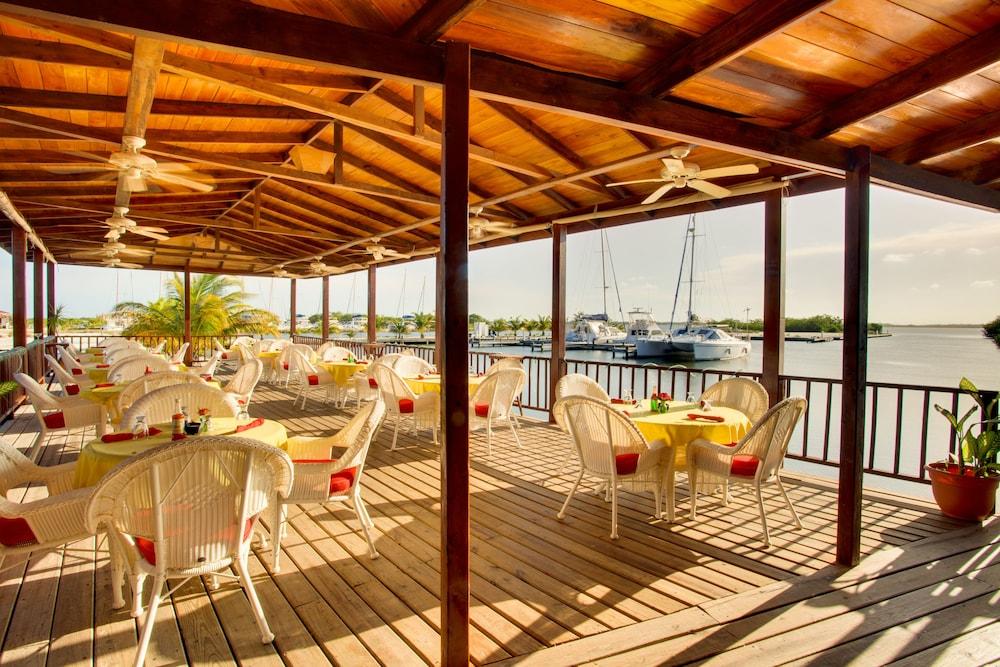 罗伯特丛林海滩度假酒店 Placencia 外观 照片