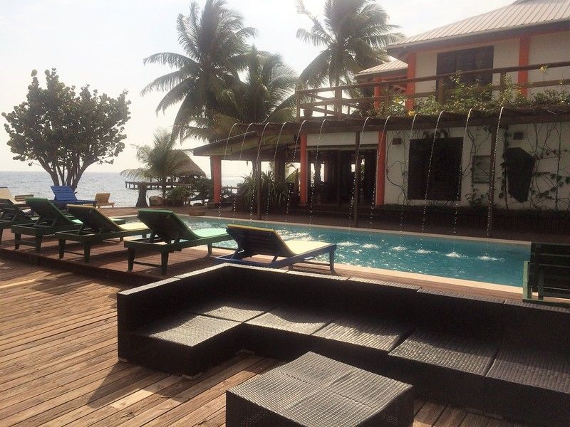 罗伯特丛林海滩度假酒店 Placencia 外观 照片