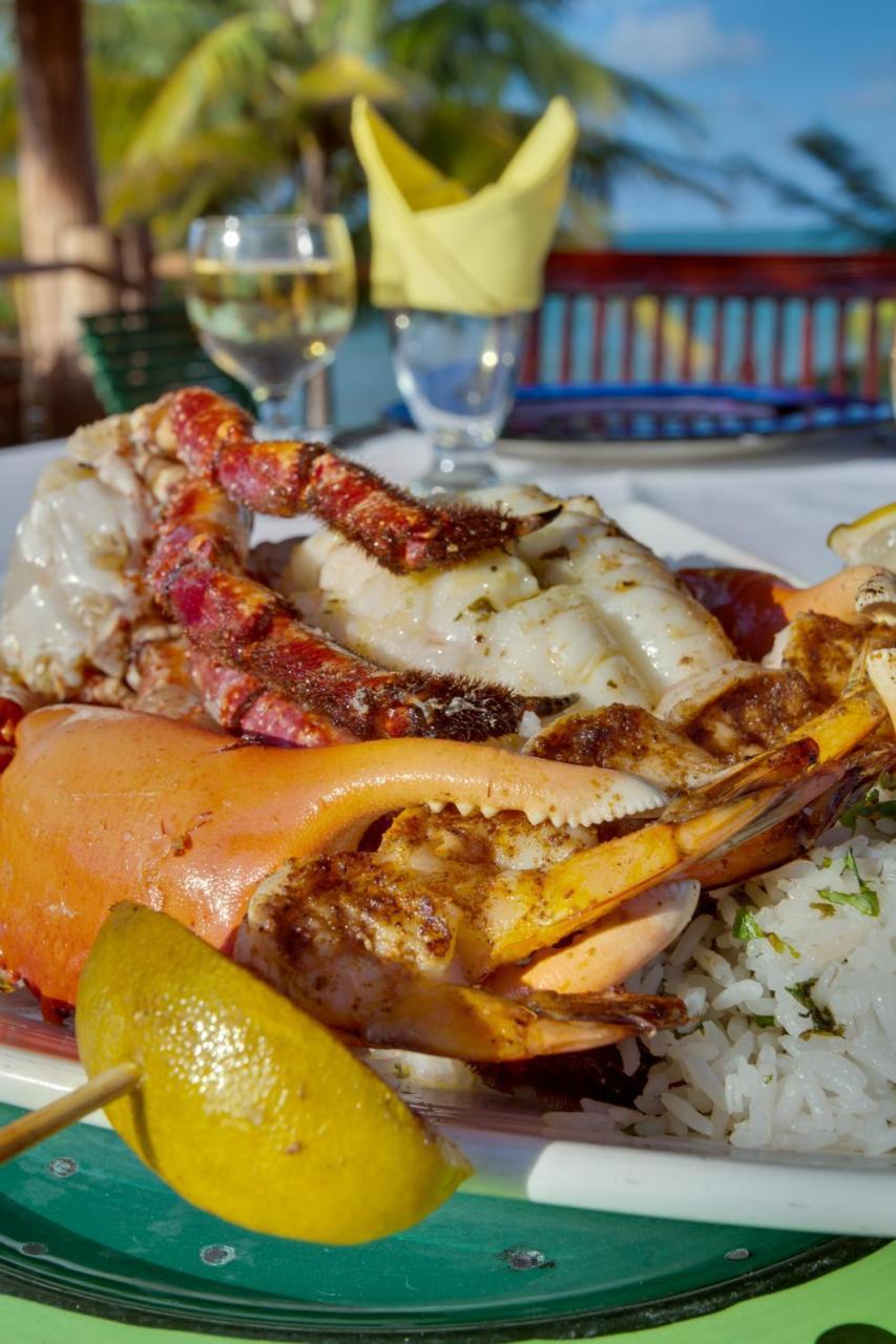 罗伯特丛林海滩度假酒店 Placencia 外观 照片